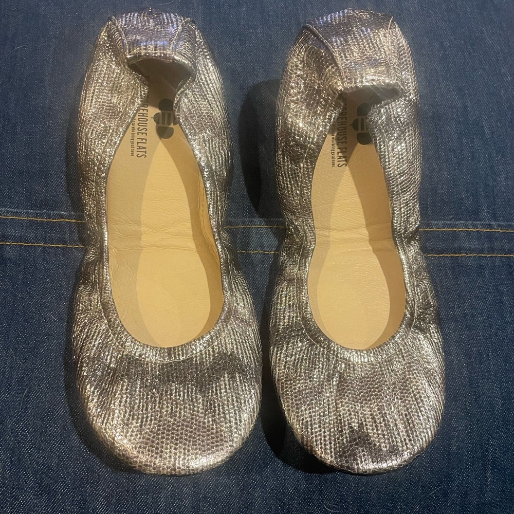 Storehouse Flats -rare color
Tinsel Twinkle - retired color